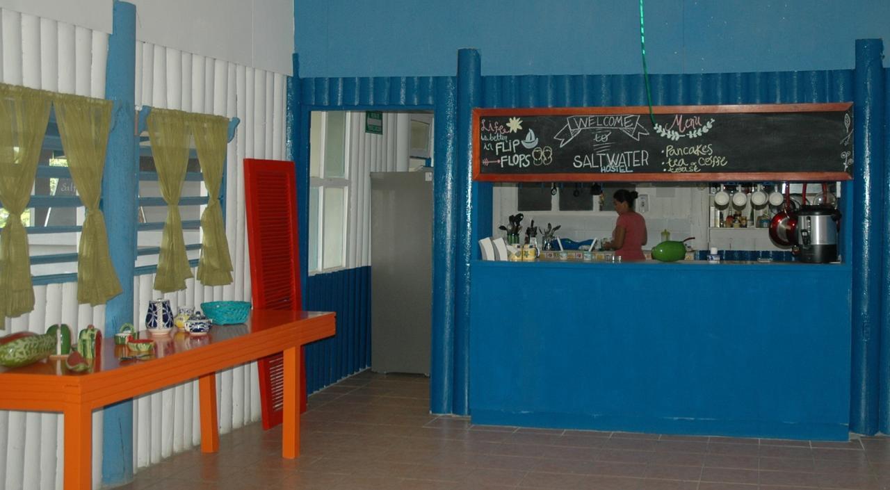 Saltwater Hostel Сан Хуан дел Сур Екстериор снимка